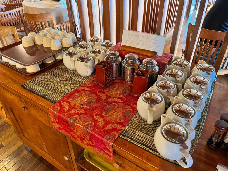 ココガーデンリゾートオキナワ 朝食 お茶コーナー