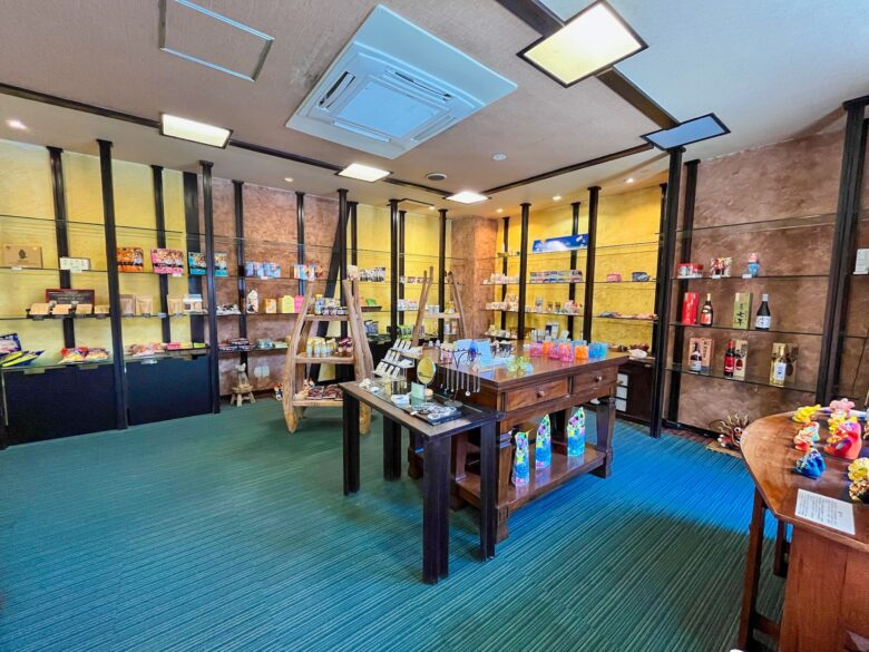 ココガーデンリゾートオキナワ 売店 メンベリ